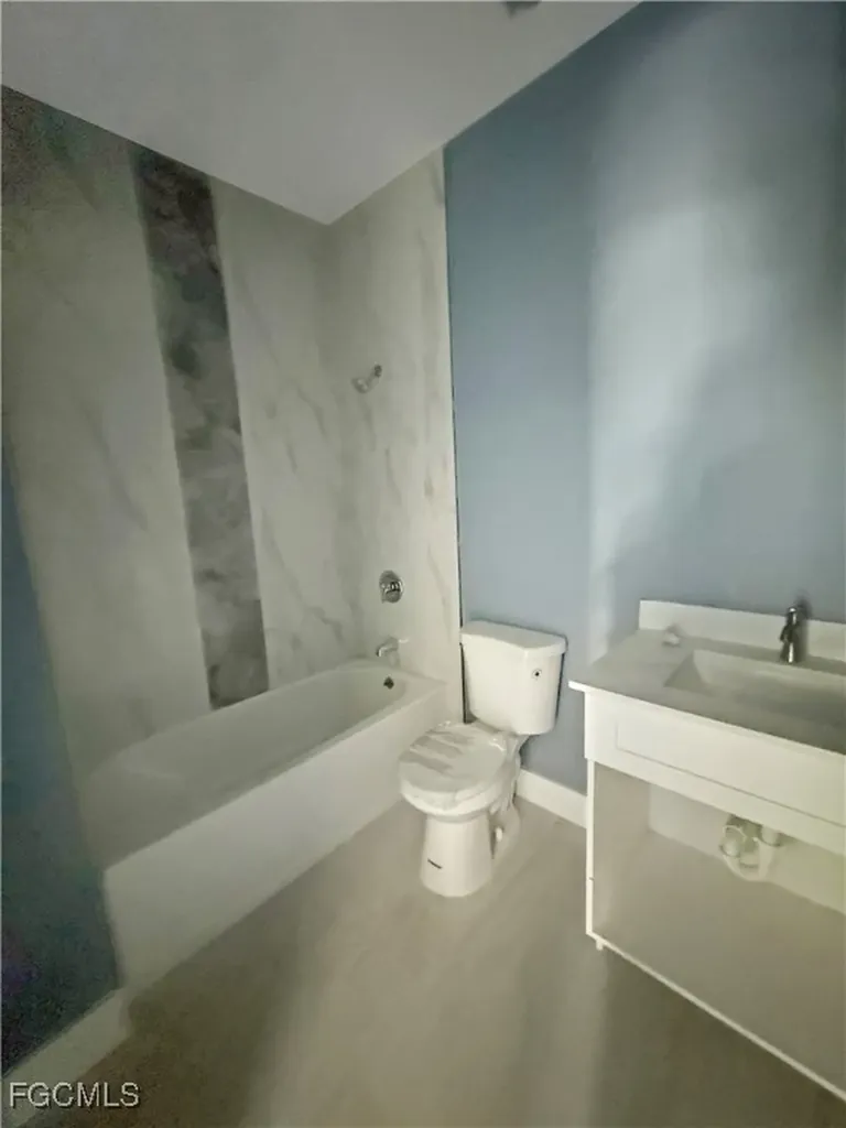 2103 French Street Fort Myers FL 33916