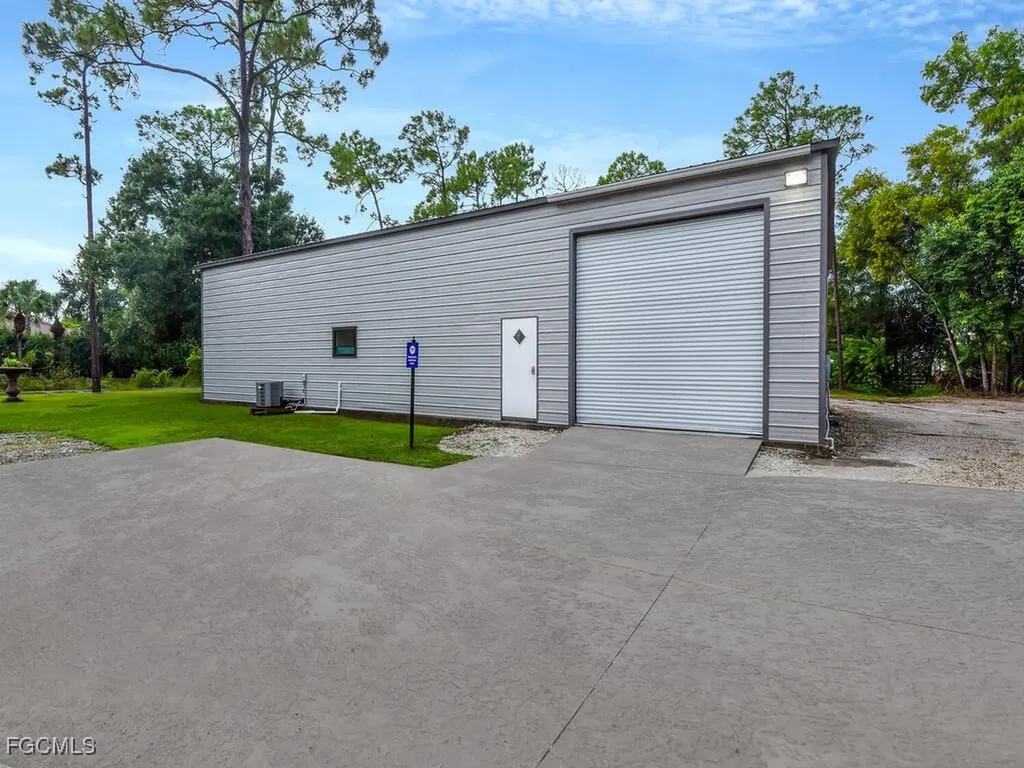 11981 Plantation Road Fort Myers FL 33966