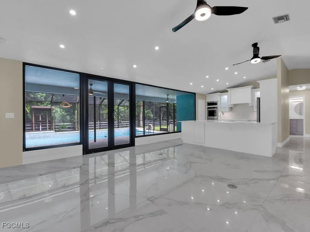 11981 Plantation Road Fort Myers FL 33966