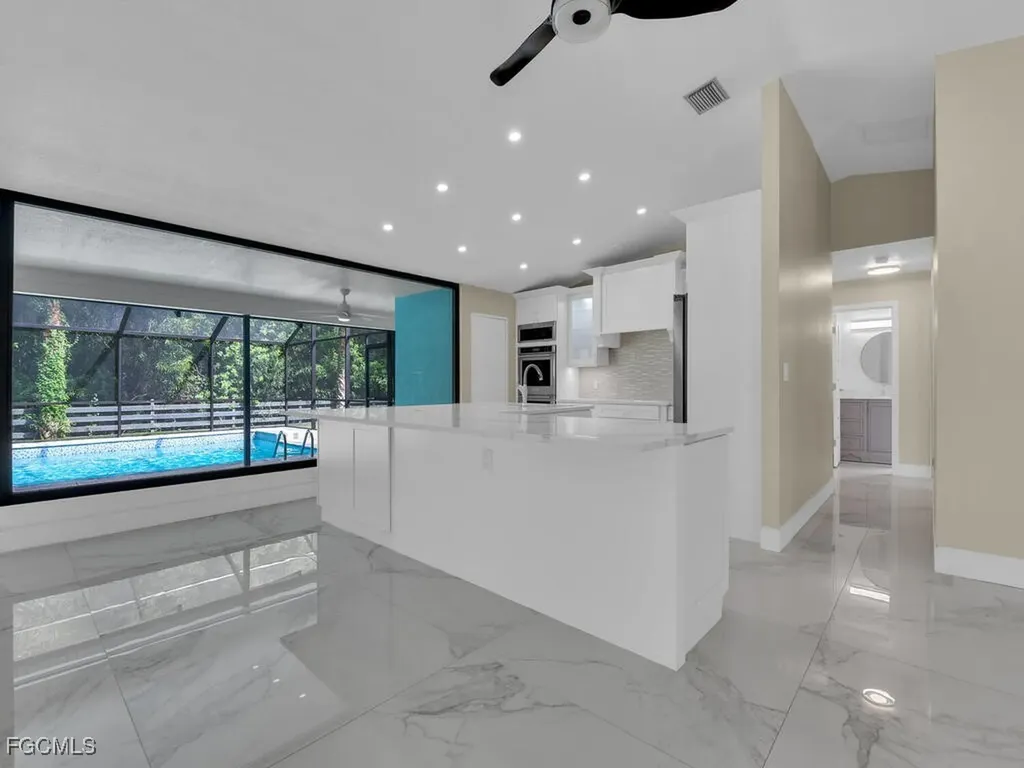 11981 Plantation Road Fort Myers FL 33966