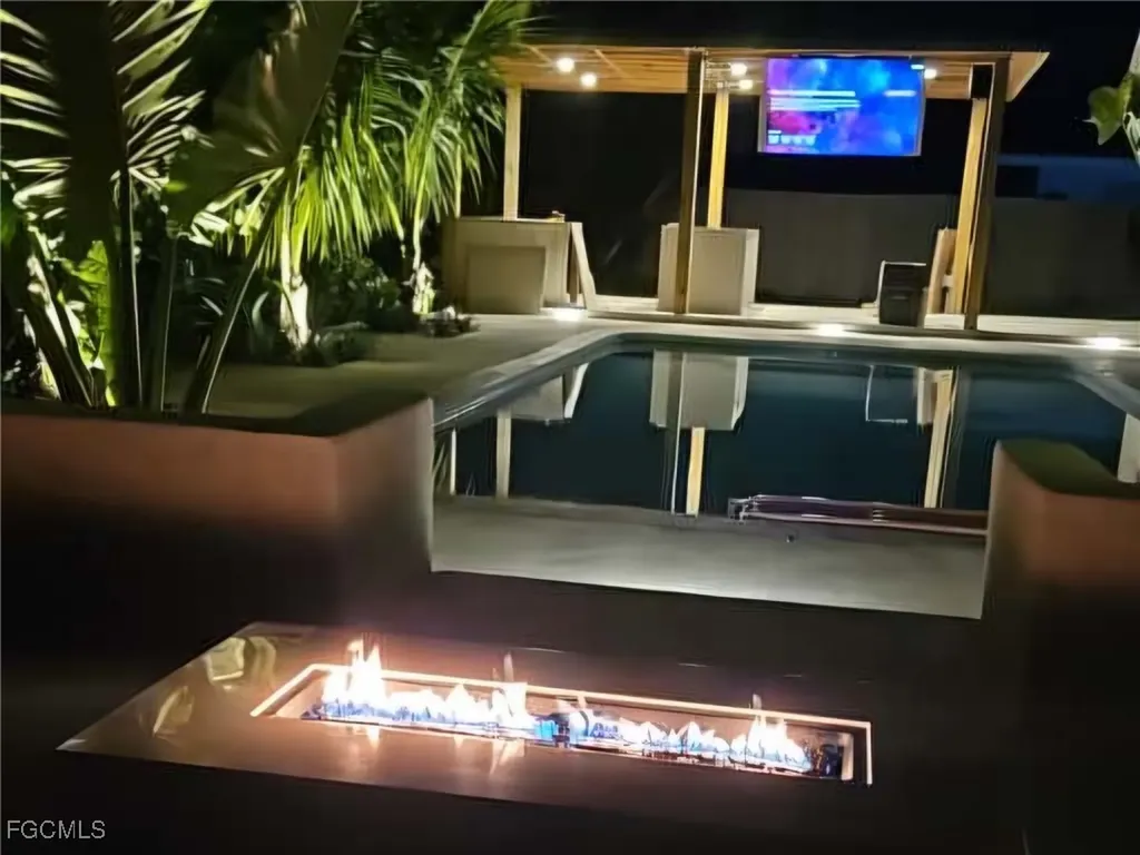 1560 Ricardo Avenue Fort Myers FL 33901