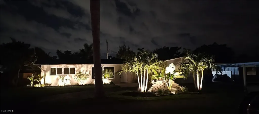 1560 Ricardo Avenue Fort Myers FL 33901