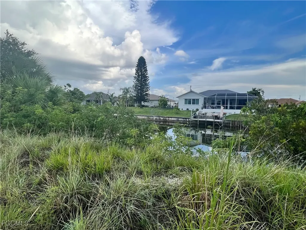 1414 NE 20th Street Cape Coral FL 33909