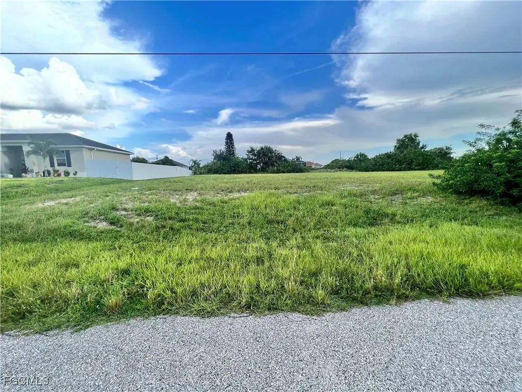 1414 NE 20th Street Cape Coral FL 33909