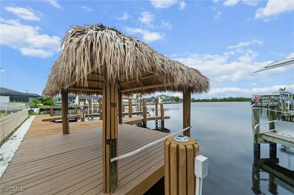 4310 Sands Boulevard Cape Coral FL 33914