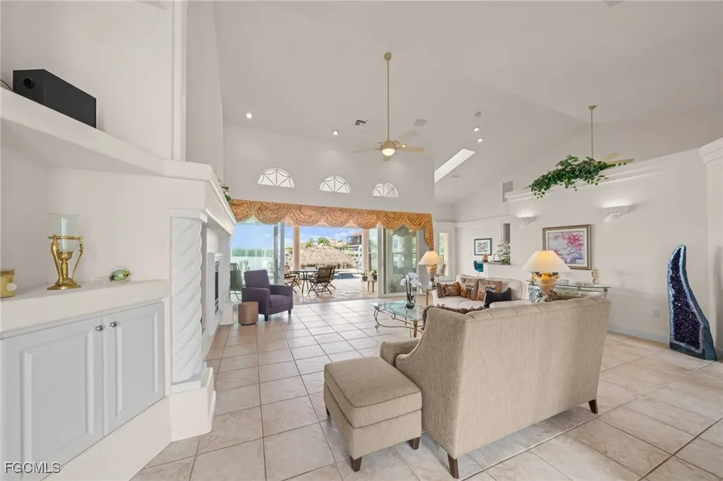 4310 Sands Boulevard Cape Coral FL 33914