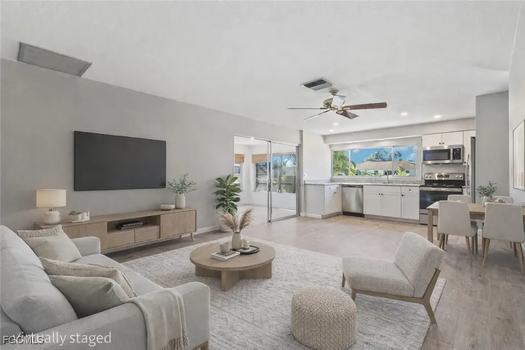 1010 NE 3rd Street Cape Coral FL 33909