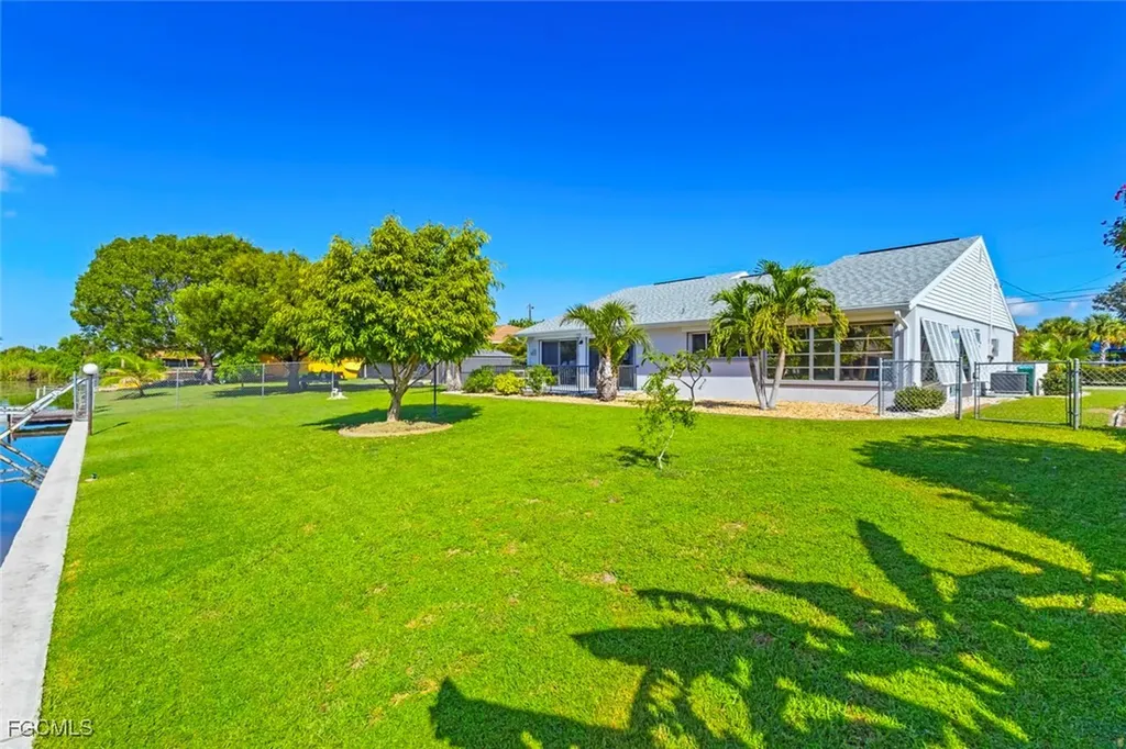 1010 NE 3rd Street Cape Coral FL 33909