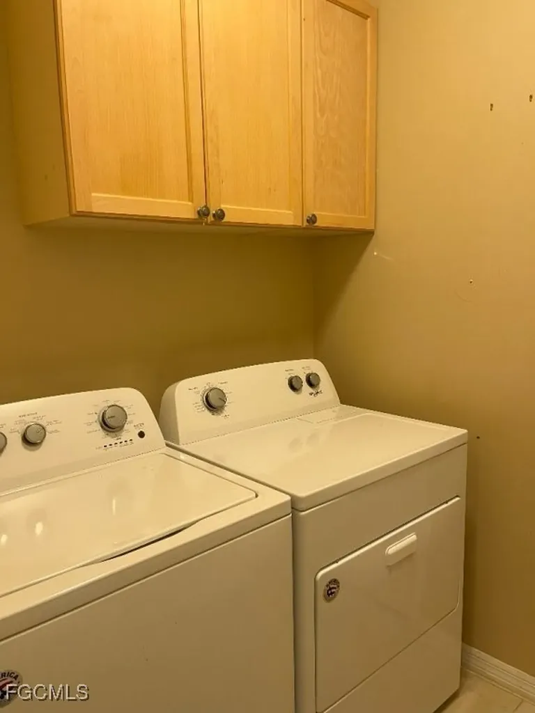 1132 NW 8th Terrace Cape Coral FL 33993