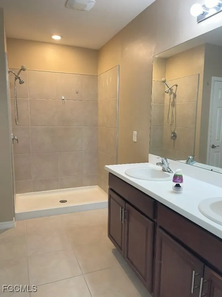 1132 NW 8th Terrace Cape Coral FL 33993