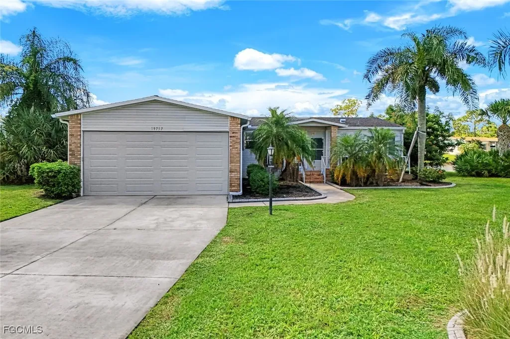 19757 Frenchmans Court North Fort Myers FL 33903
