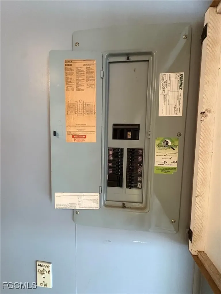 448 Snead Drive North Fort Myers FL 33903