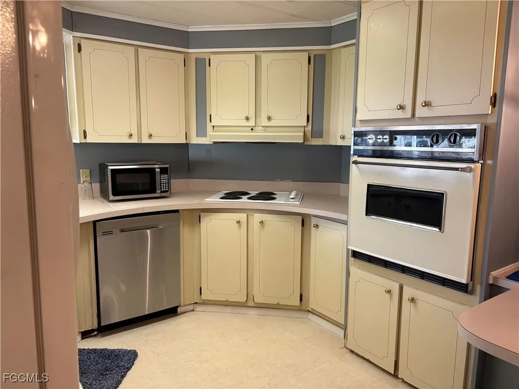 448 Snead Drive North Fort Myers FL 33903