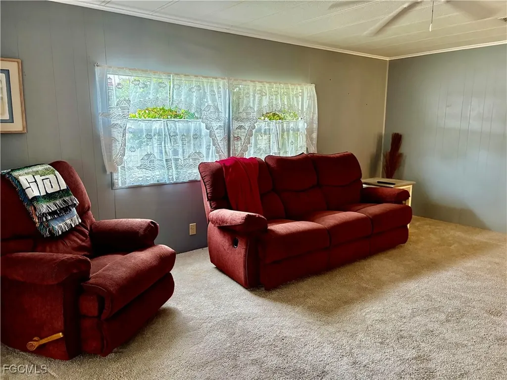 448 Snead Drive North Fort Myers FL 33903