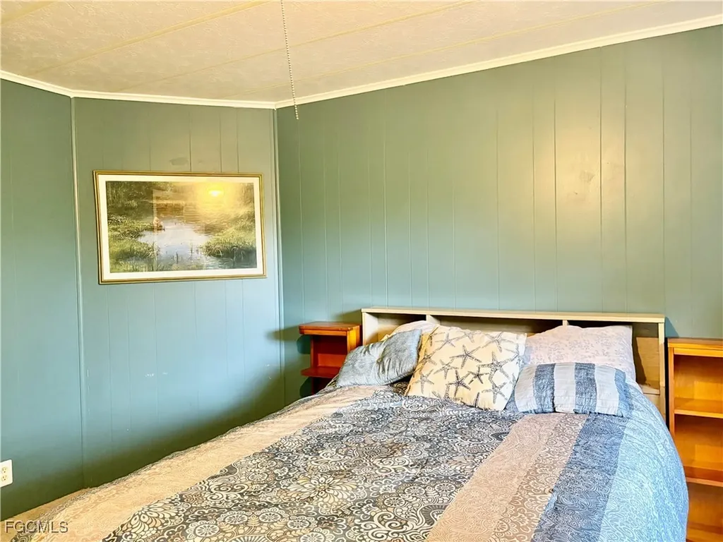 448 Snead Drive North Fort Myers FL 33903