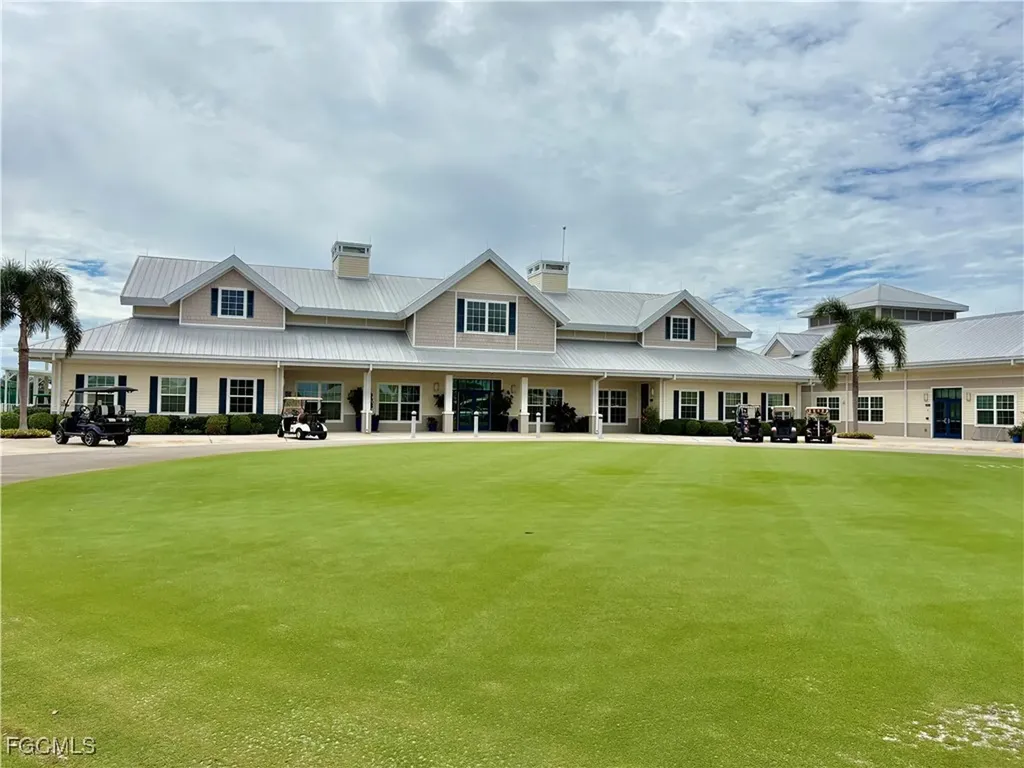 448 Snead Drive North Fort Myers FL 33903