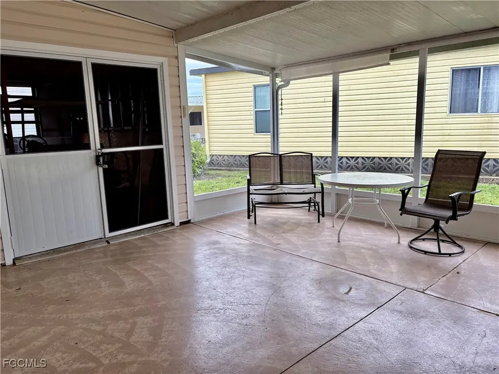 448 Snead Drive North Fort Myers FL 33903