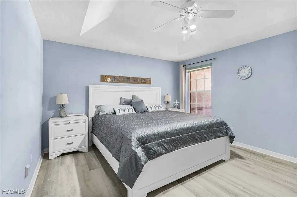 1614 Beach Parkway Cape Coral FL 33904