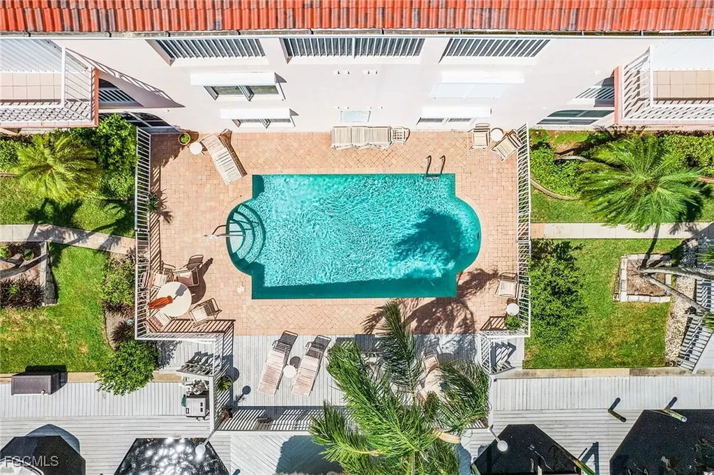 1614 Beach Parkway Cape Coral FL 33904