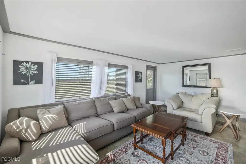 23715 Tinas Lane Fort Myers FL 33913