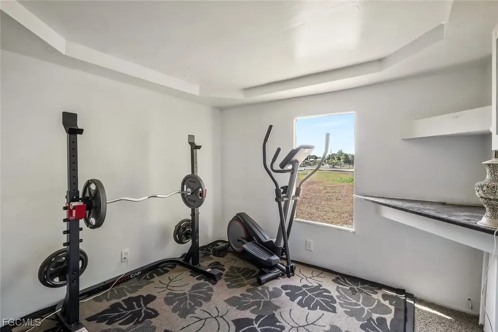 23715 Tinas Lane Fort Myers FL 33913