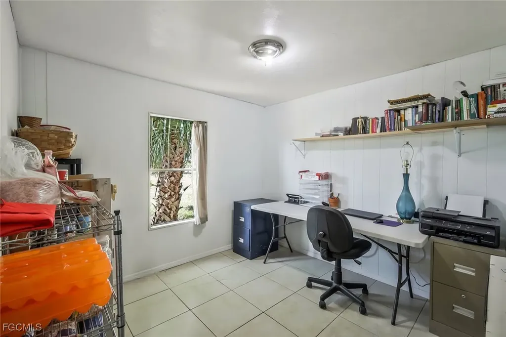 23715 Tinas Lane Fort Myers FL 33913