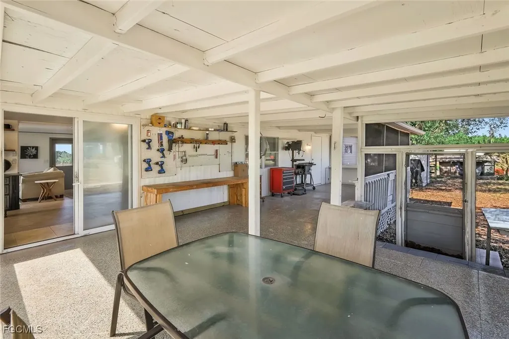 23715 Tinas Lane Fort Myers FL 33913