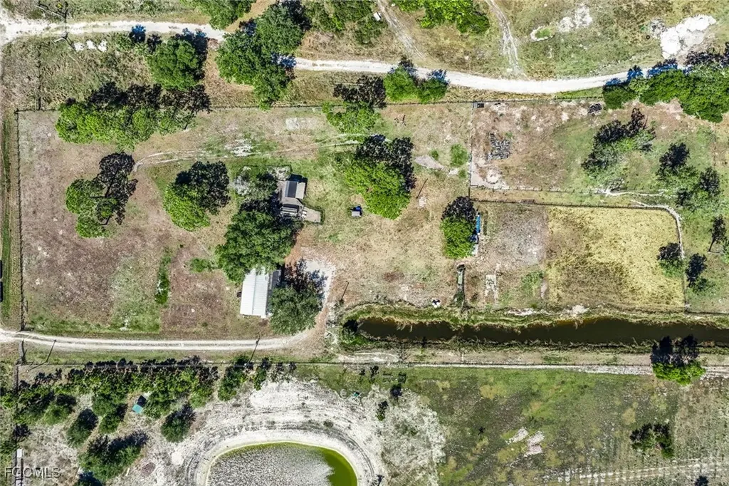 23715 Tinas Lane Fort Myers FL 33913