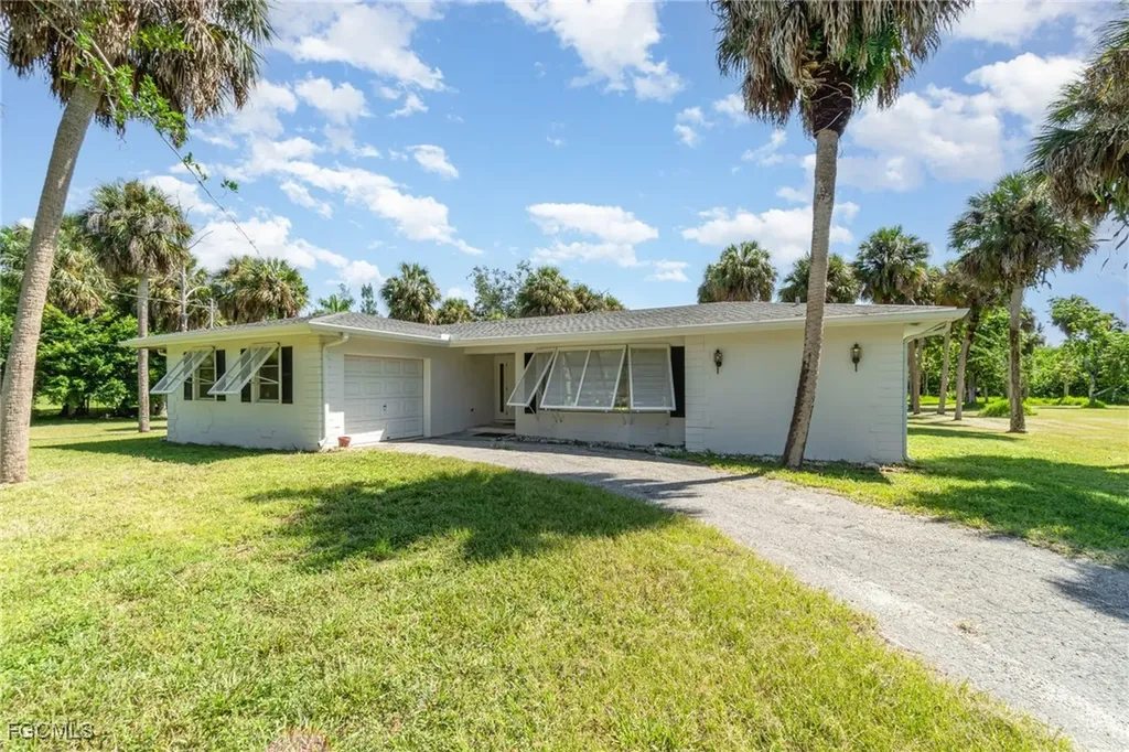 7058 Maida Lane Fort Myers FL 33907