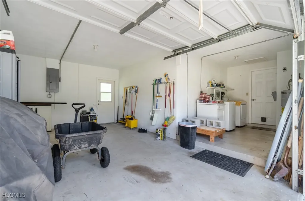 7058 Maida Lane Fort Myers FL 33907