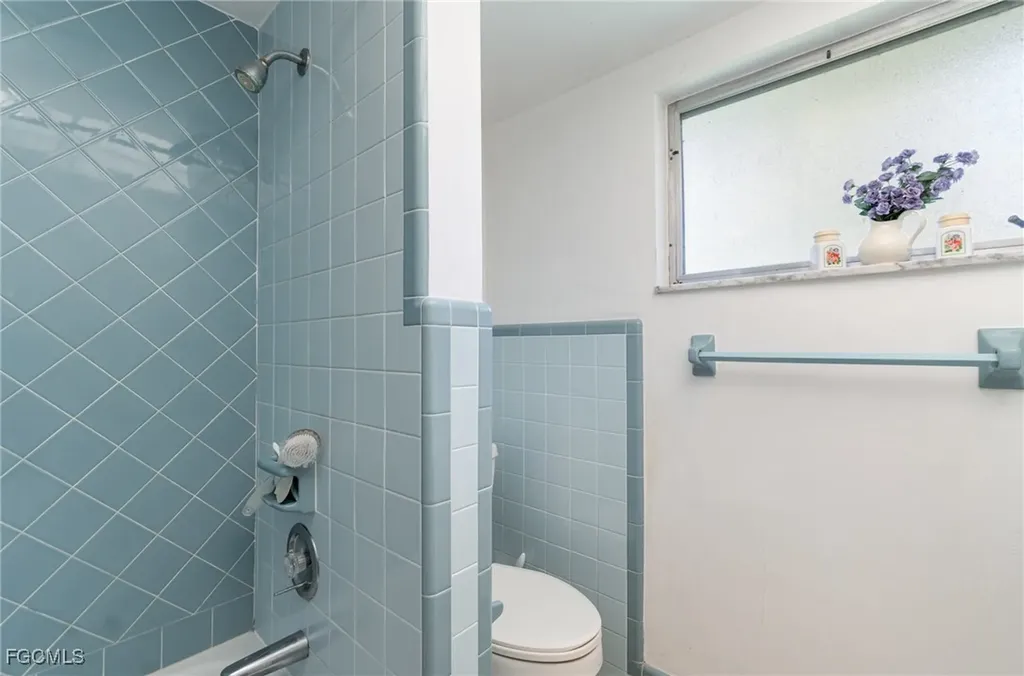 7058 Maida Lane Fort Myers FL 33907