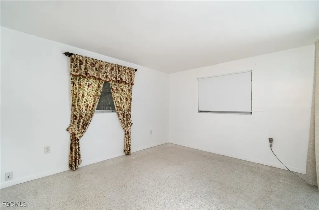 7058 Maida Lane Fort Myers FL 33907