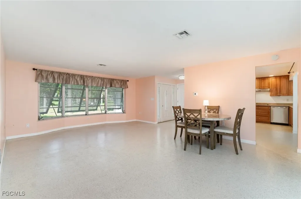 7058 Maida Lane Fort Myers FL 33907