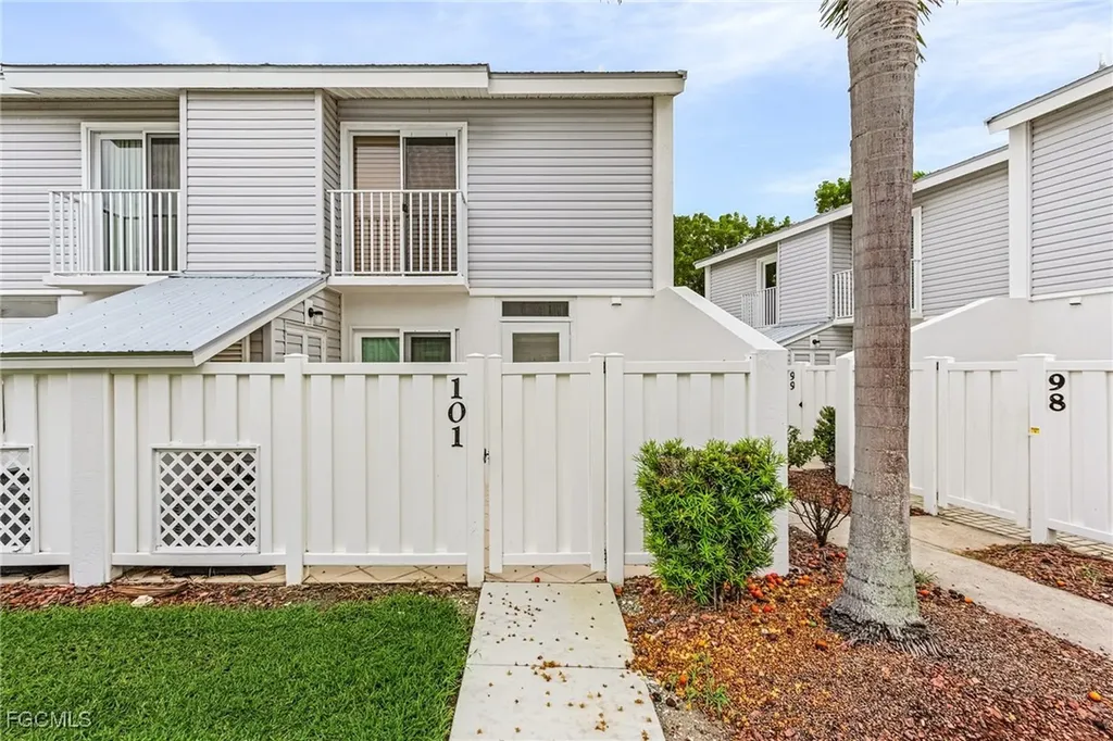 18034 San Carlos Boulevard Fort Myers Beach FL 33931