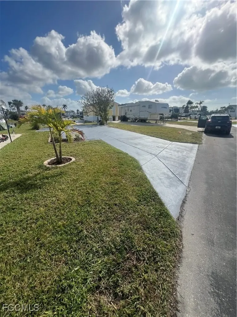 19681 Summerlin, #I-179 Road Fort Myers FL 33908