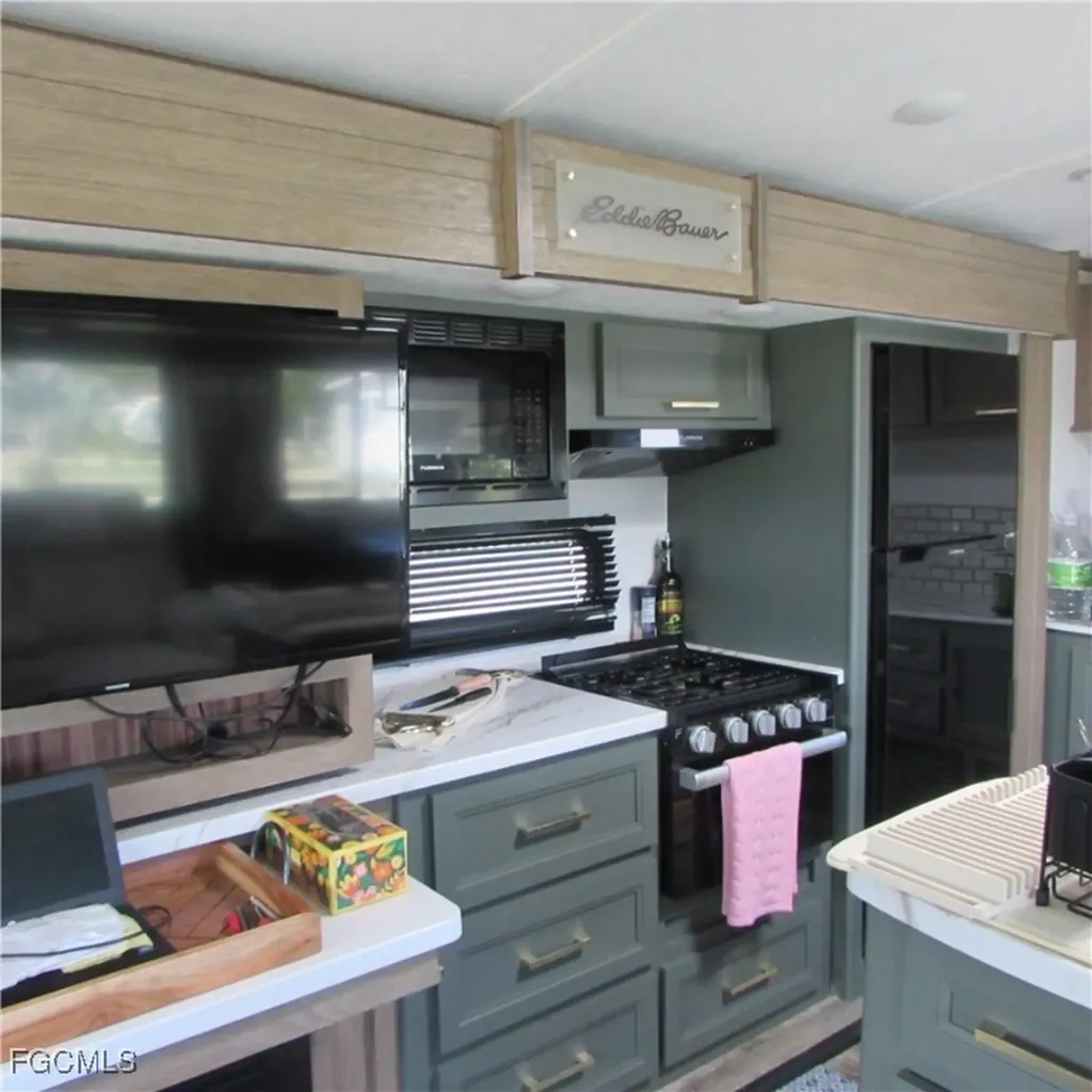 19681 #313 Summerlin Road Fort Myers FL 33908