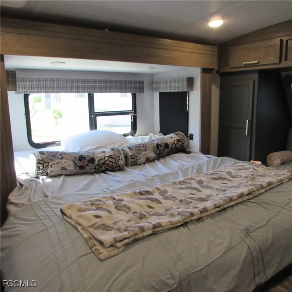 19681 #313 Summerlin Road Fort Myers FL 33908