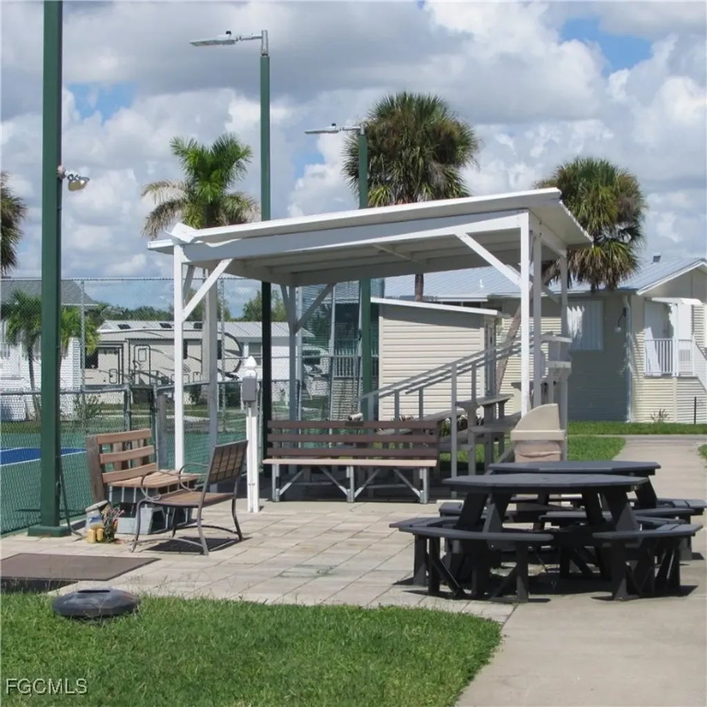 19681 #313 Summerlin Road Fort Myers FL 33908