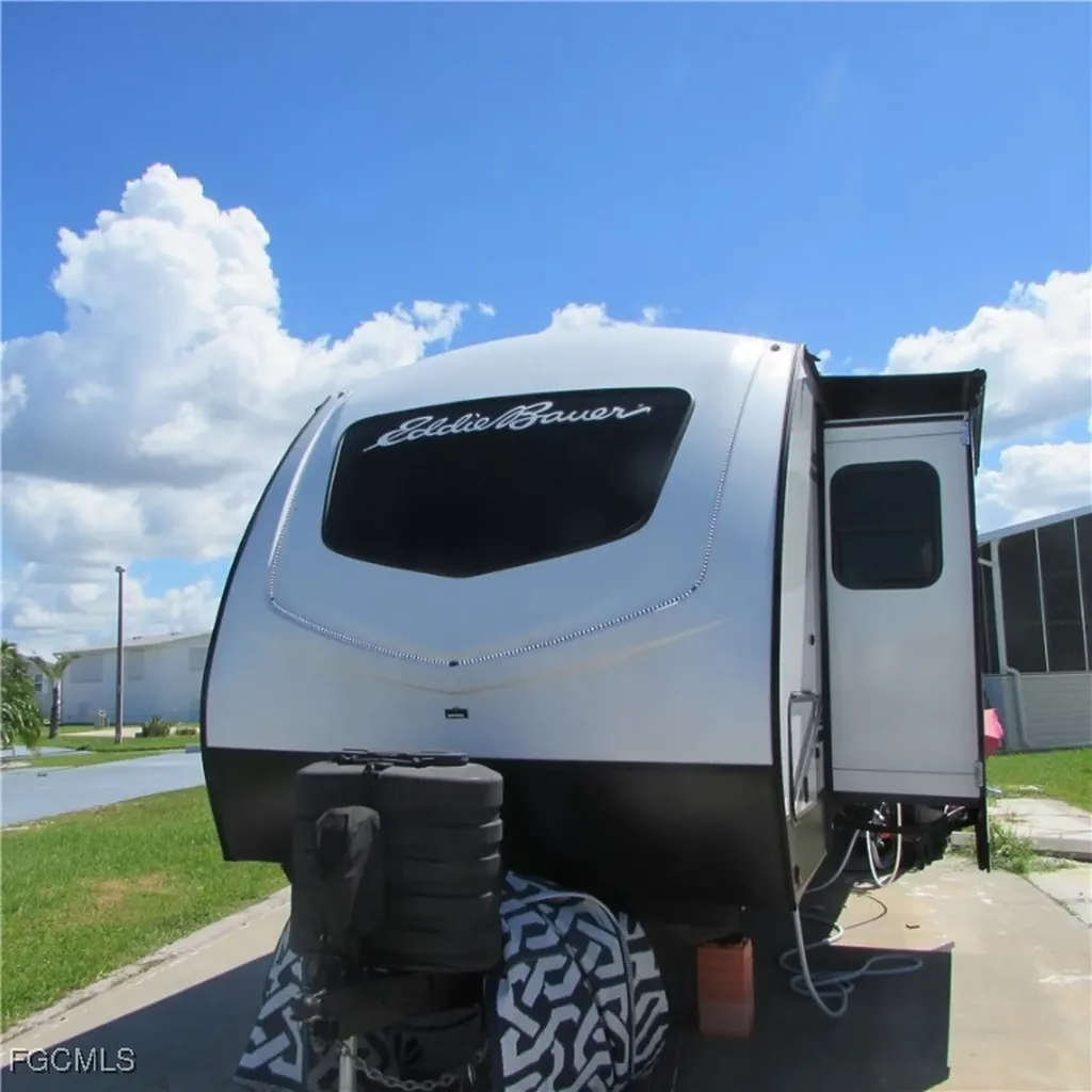 19681 #313 Summerlin Road Fort Myers FL 33908