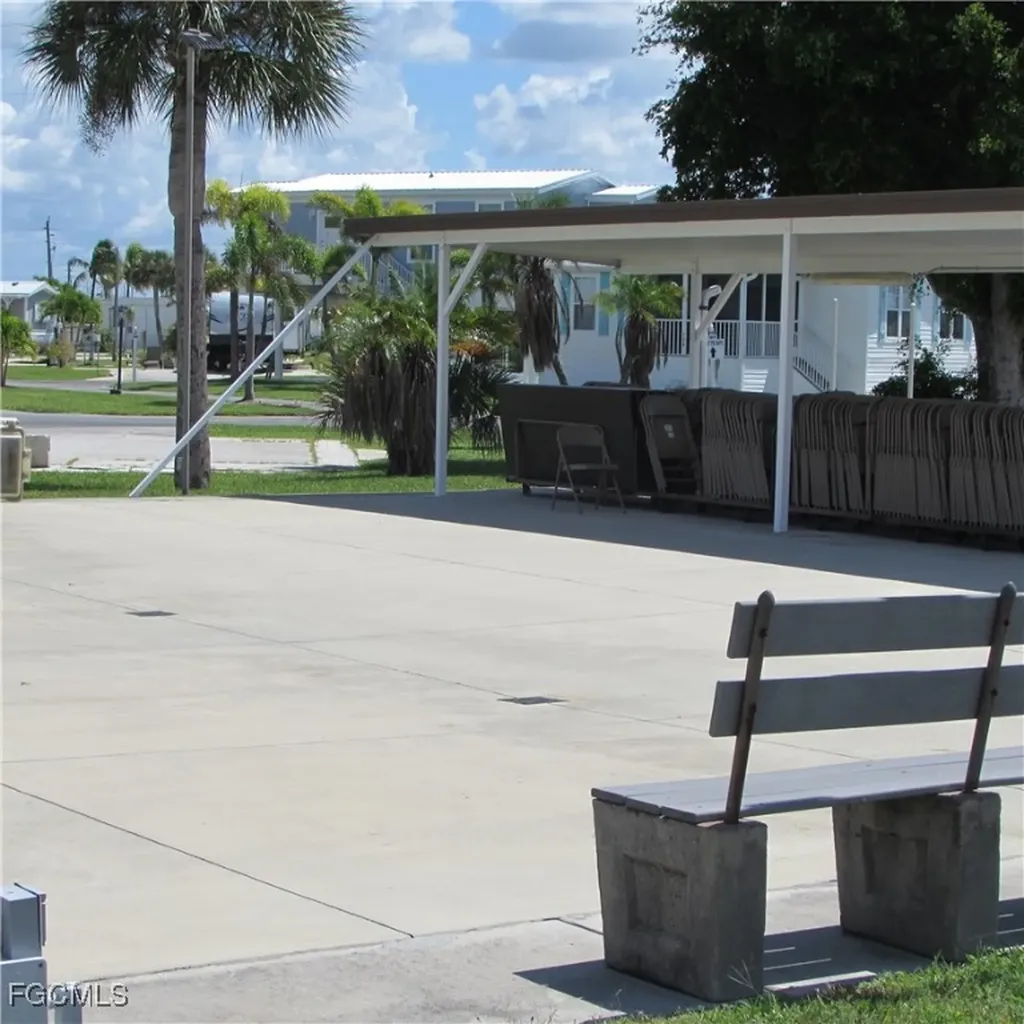 19681 #313 Summerlin Road Fort Myers FL 33908