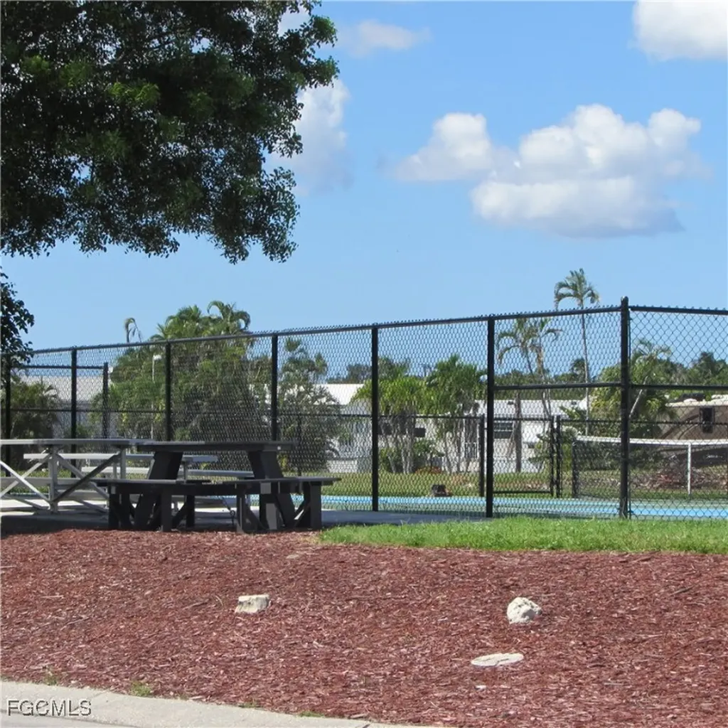 19681 #313 Summerlin Road Fort Myers FL 33908