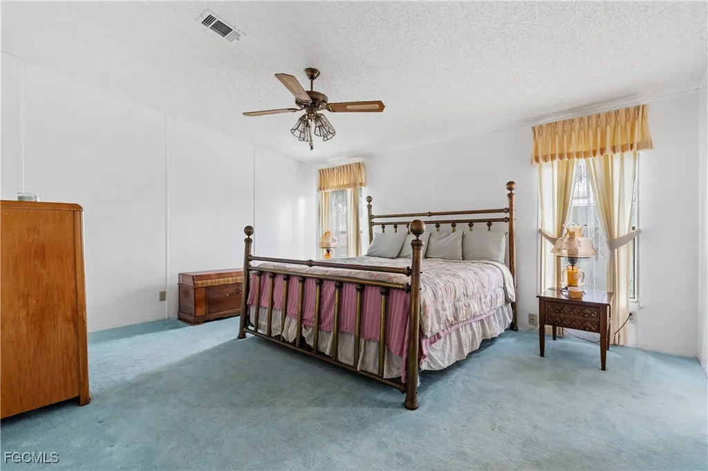 9266 Desoto Drive North Fort Myers FL 33903