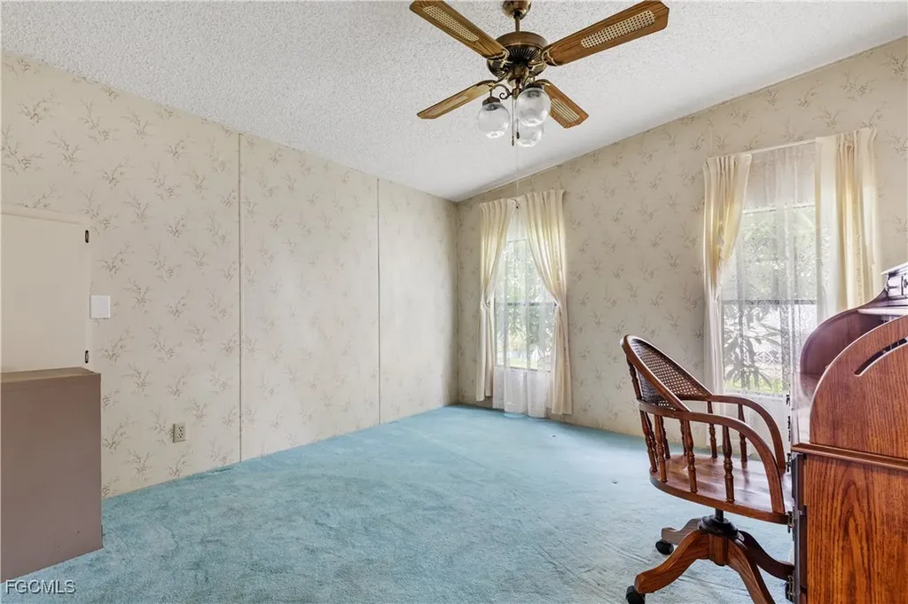 9266 Desoto Drive North Fort Myers FL 33903