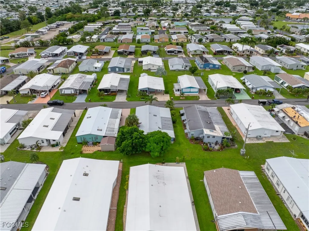 9266 Desoto Drive North Fort Myers FL 33903