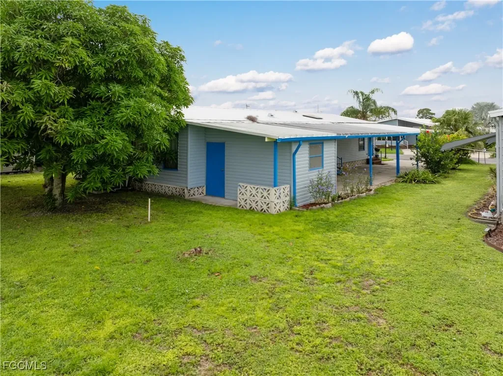 9266 Desoto Drive North Fort Myers FL 33903