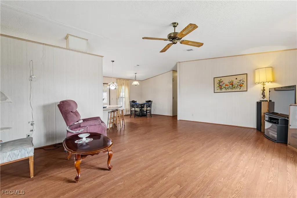 9266 Desoto Drive North Fort Myers FL 33903