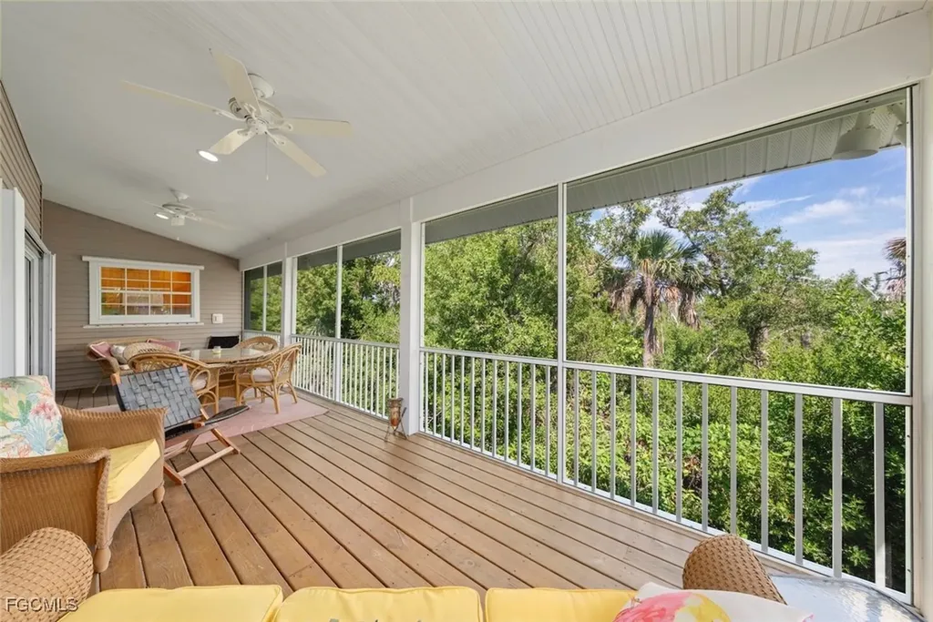 1846 Farm Trail Sanibel FL 33957
