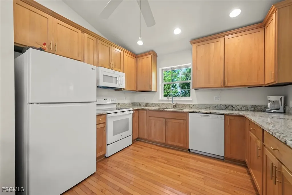 1846 Farm Trail Sanibel FL 33957