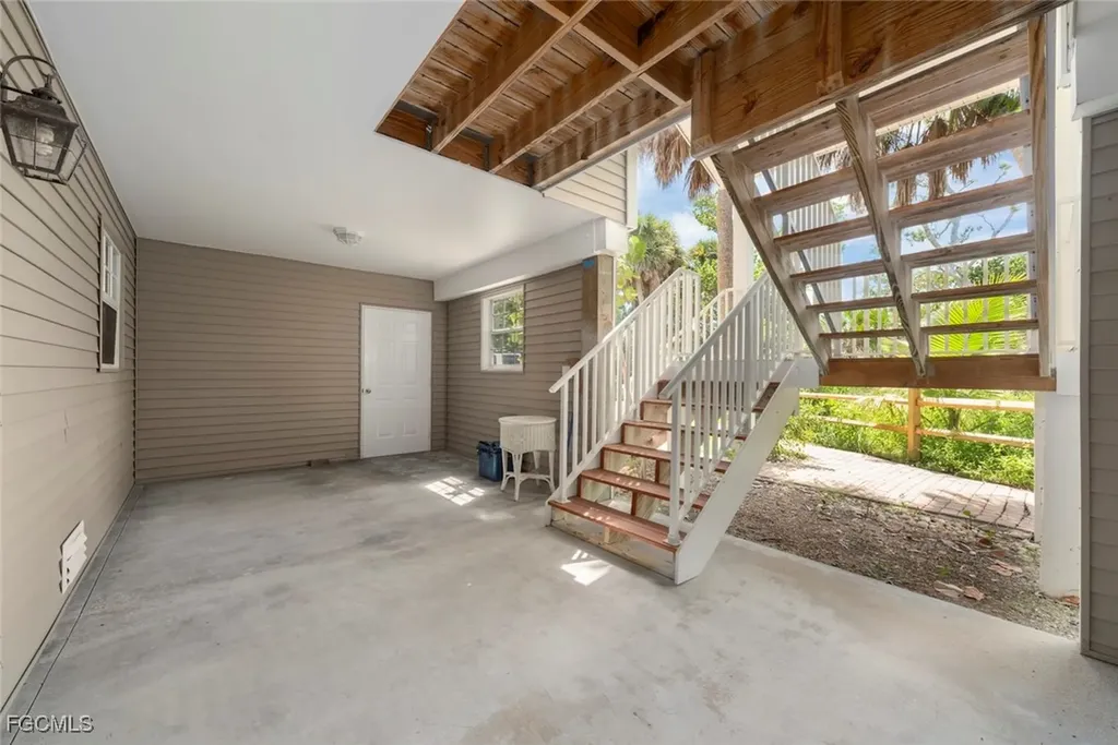 1846 Farm Trail Sanibel FL 33957