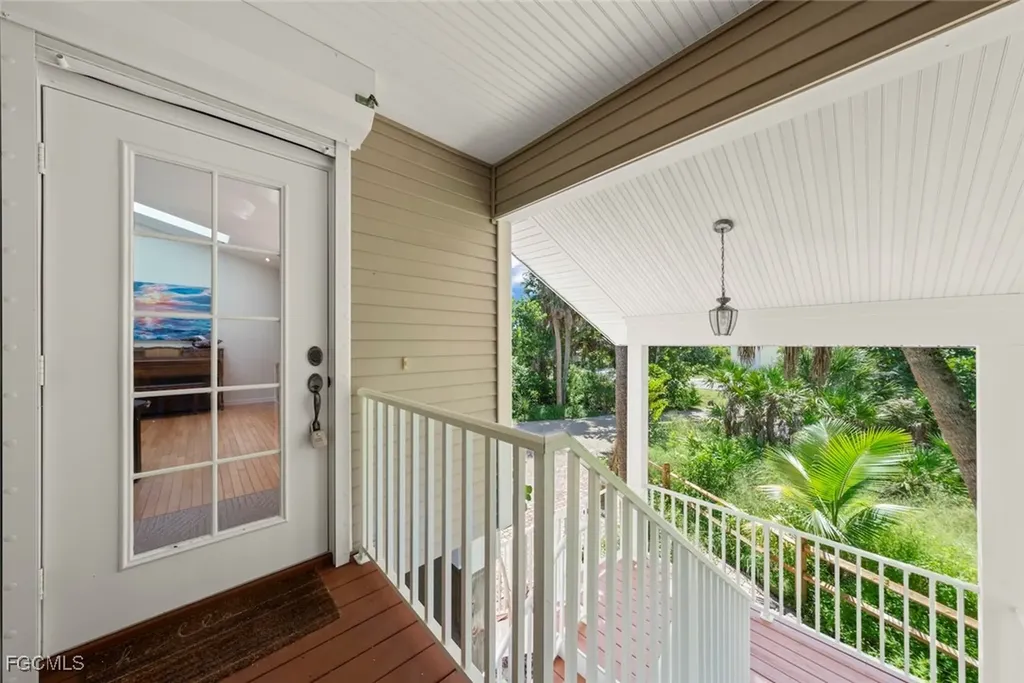 1846 Farm Trail Sanibel FL 33957